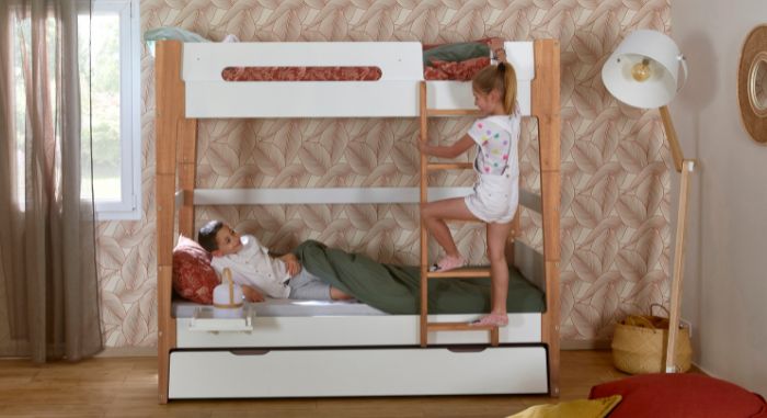 Quel est l'âge idéal pour acheter un lit mi-hauteur pour votre enfant ?